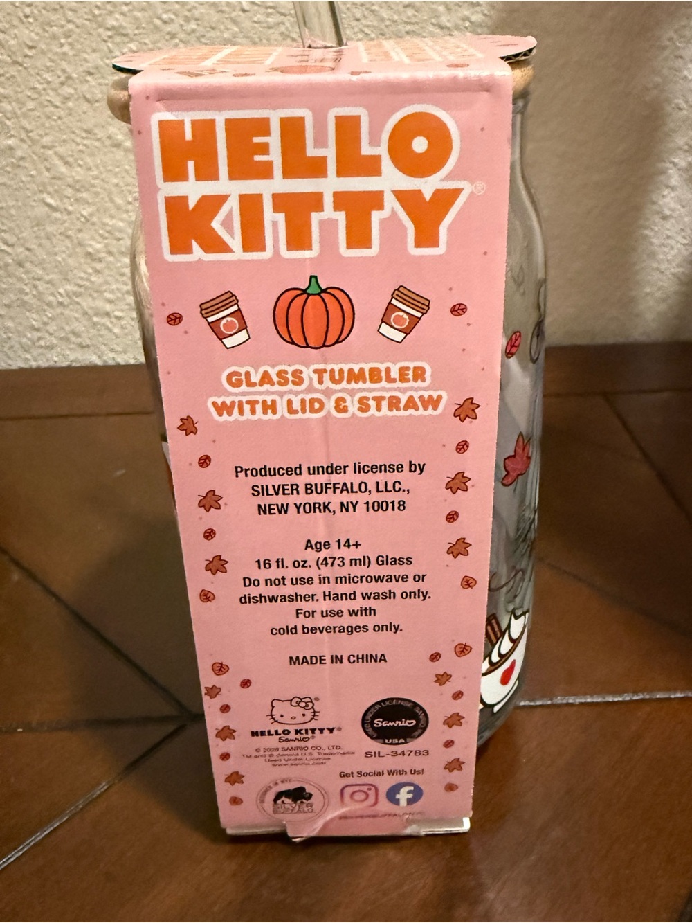 Hello Kitty Iridescent 16 oz Glass Tumbler w/ Straw & Lid- 🍂 Autumn/Halloween - Picture 5 of 5